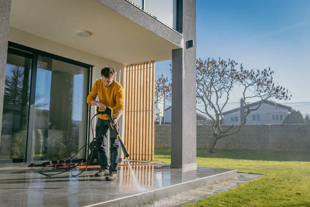 Best Soft Washing for Delicate Surfaces in West Milwaukee, WI